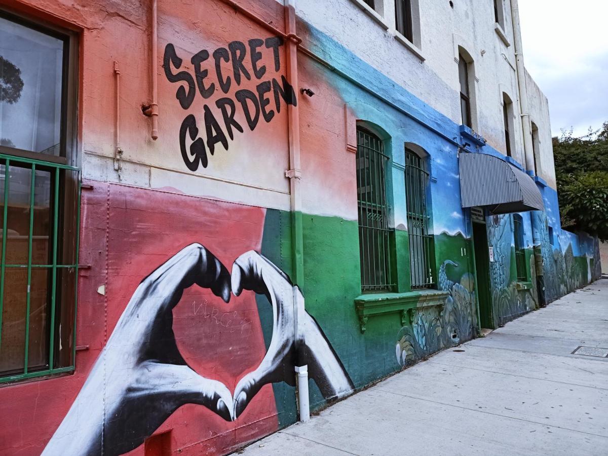 Хостел Secret Garden Backpackers, Сидней Экстерьер фото