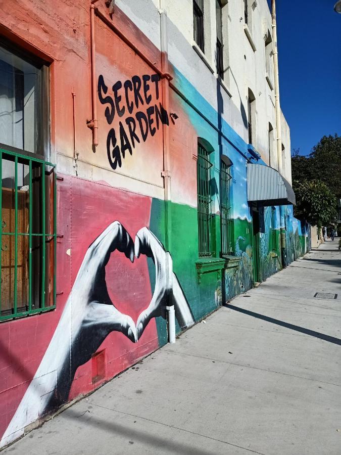 Хостел Secret Garden Backpackers, Сидней Экстерьер фото